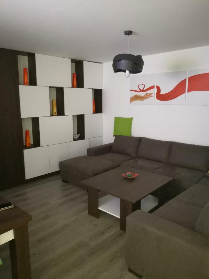 Centrum Apartman Leyla Bardejov Buitenkant foto